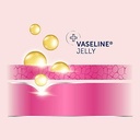 VASELINE HANDS STRONGER NAILS 100ML 5.jpg